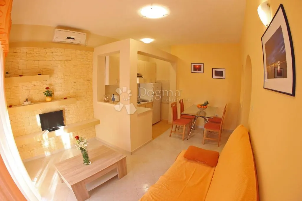 apartmanska kuća u blizini mora i plaže - sukošan - slika 28