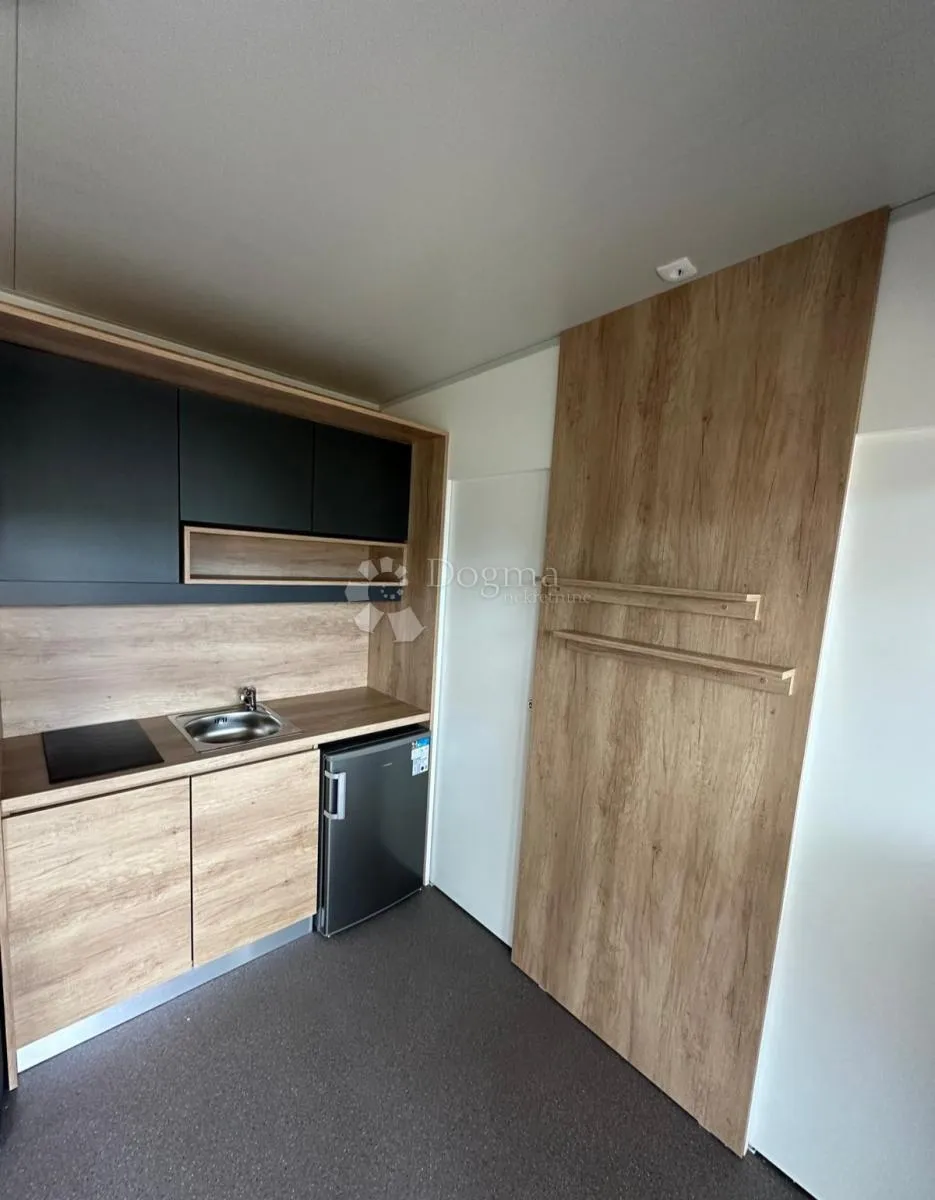 namještena modularna kuća u kampu uz more - slika 10
