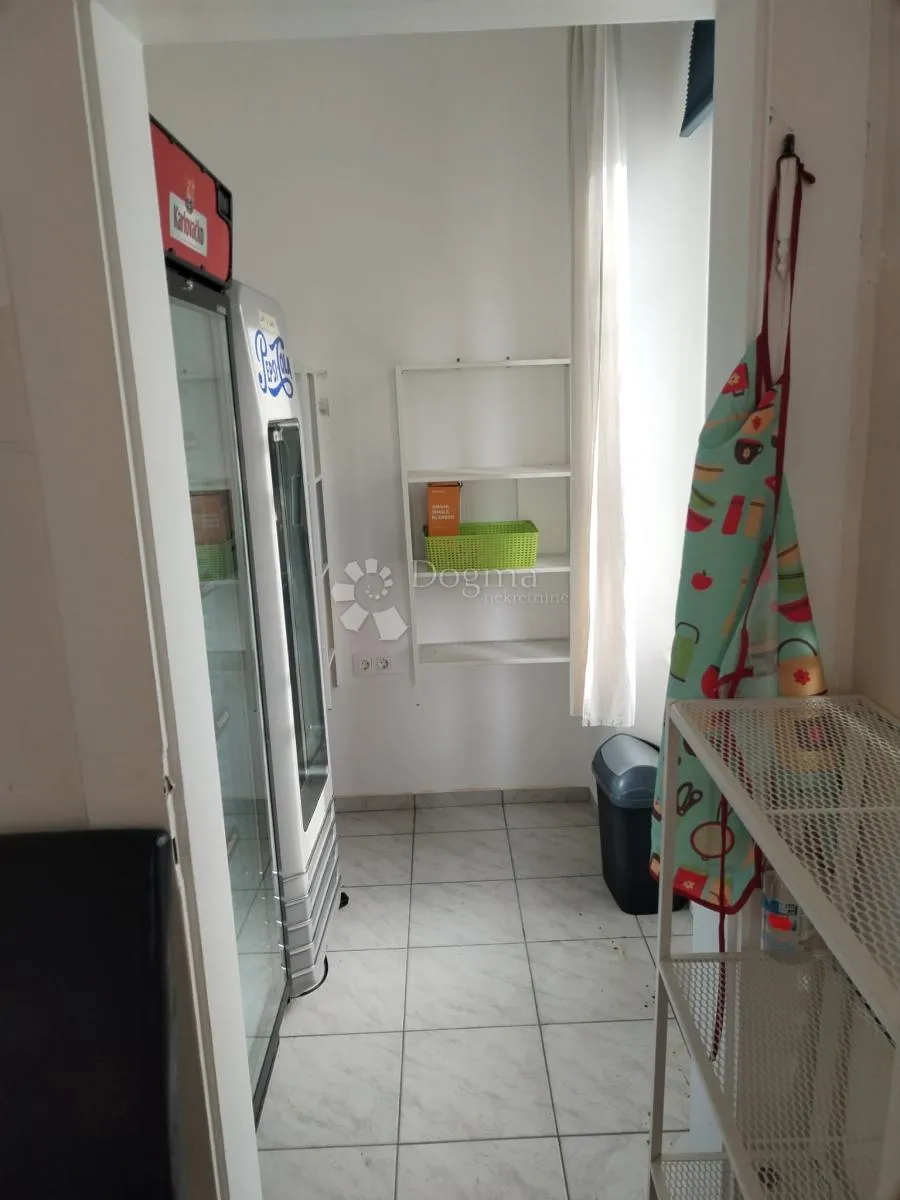 stan u srcu karlovca - top lokacija ! - slika 14
