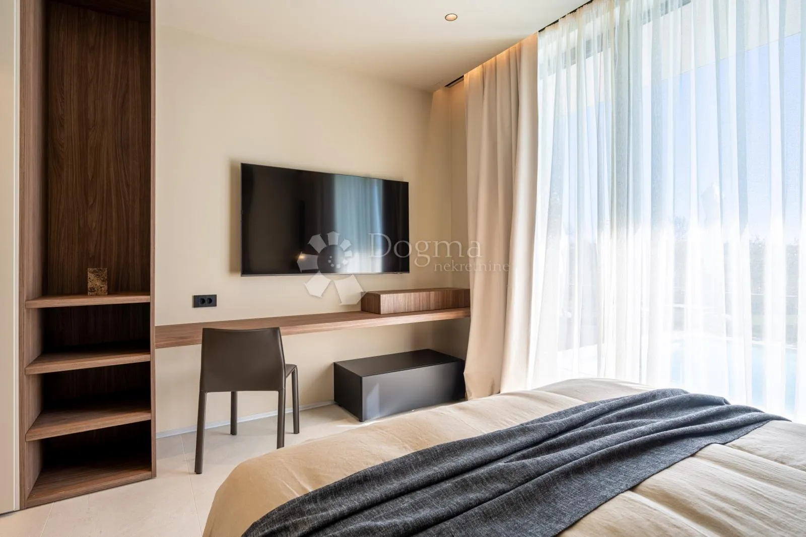 ekskluzivna smart home vila, kompletno opremljena, s otvorenim pogledom - slika 13