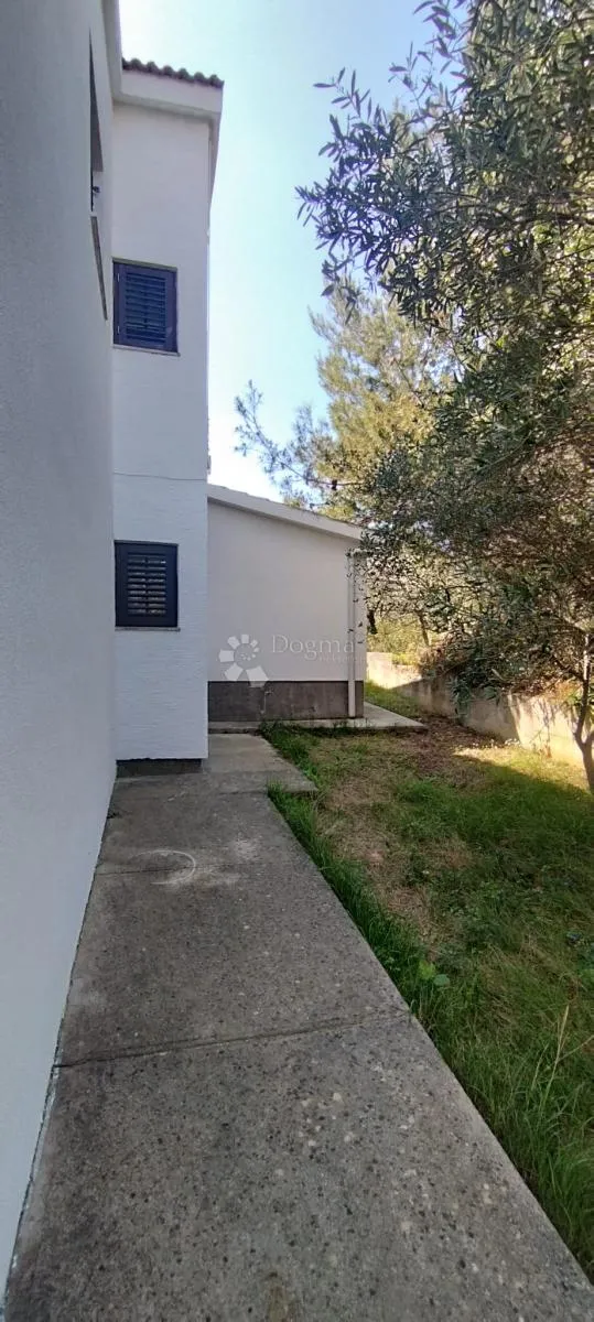 mediteranski raj – samo 90 metara od mora! - slika 21