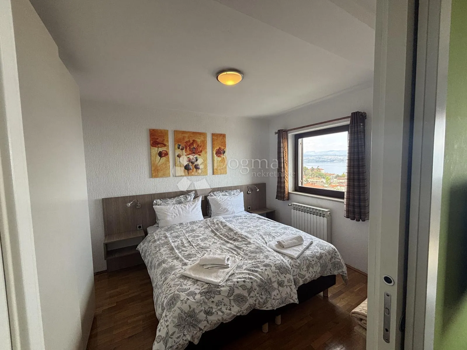 lovran, centar, kuća s apartmanima, 690m2 - slika 12