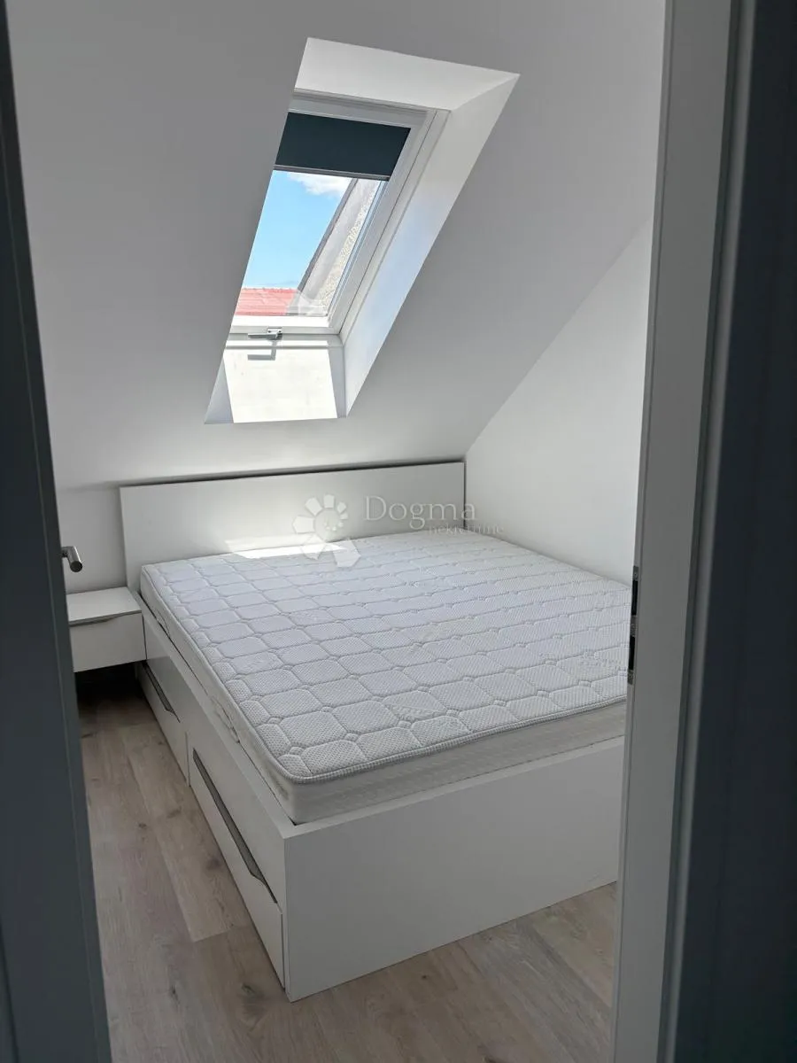 centar dubrave, uređena kuća sa 4 stana - slika 23