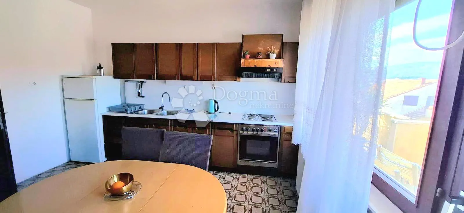 apartmanska kuća, 70m od mora, trogir - slika 13