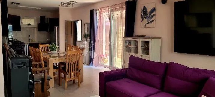 moderna vila sa bazenom, marina - slika 8