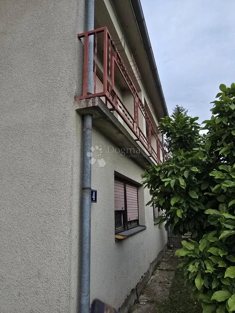 impresivna površina zemljišta u trnovcu - slika 41