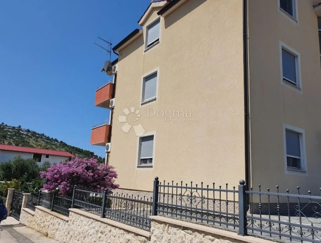 stupin čeline - rogoznica - apartman 100 metara do mora - slika 22