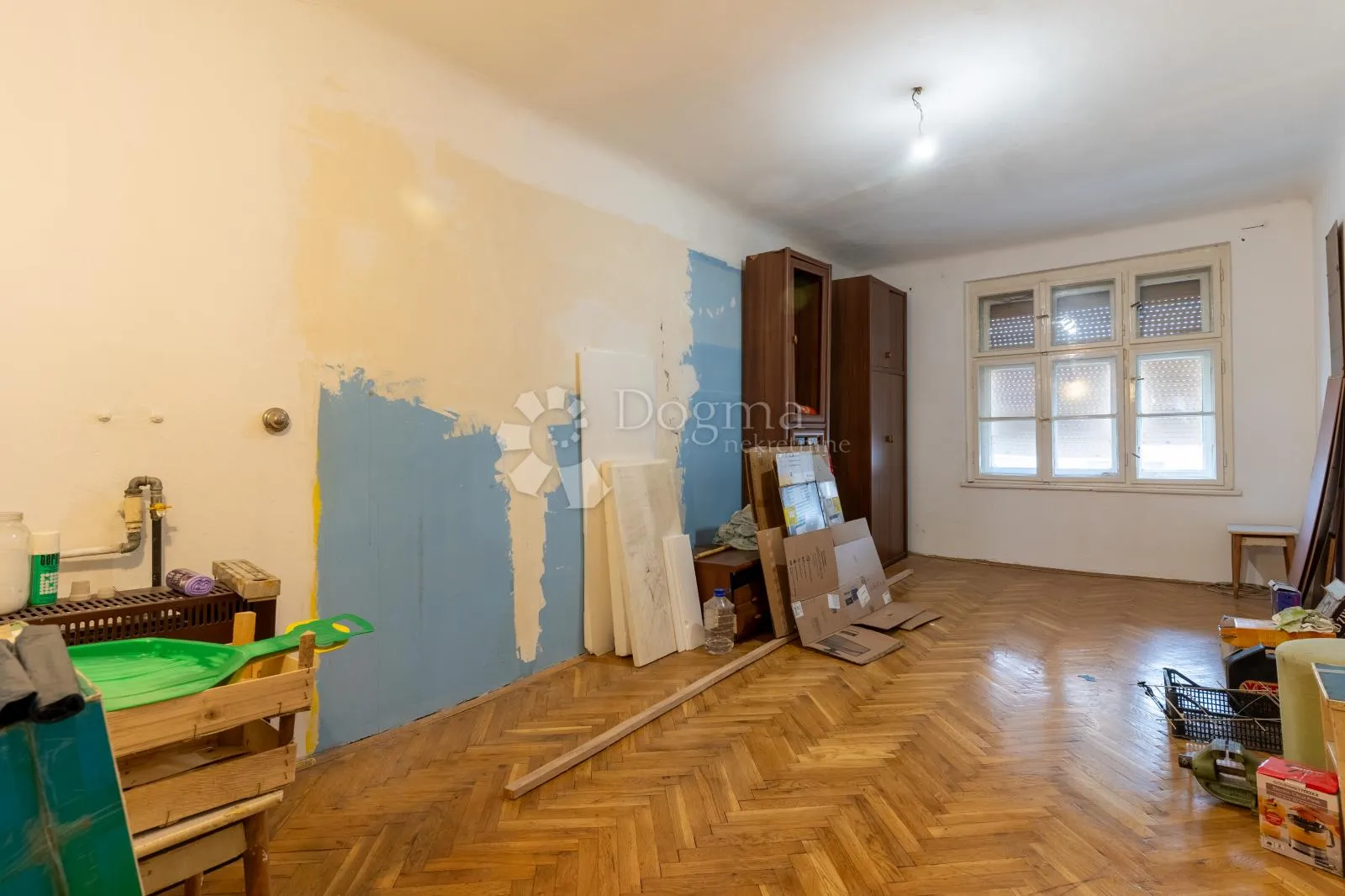 centar grada, petorosoban stan s potencijalom - slika 9