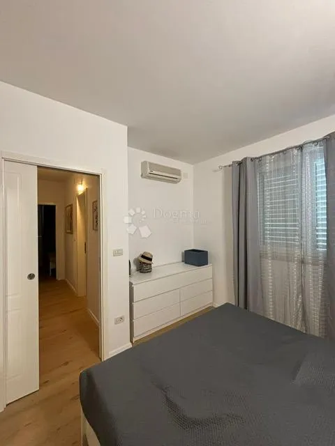 kuća u istri, banjole – uređena s garažom i vrtom - slika 3