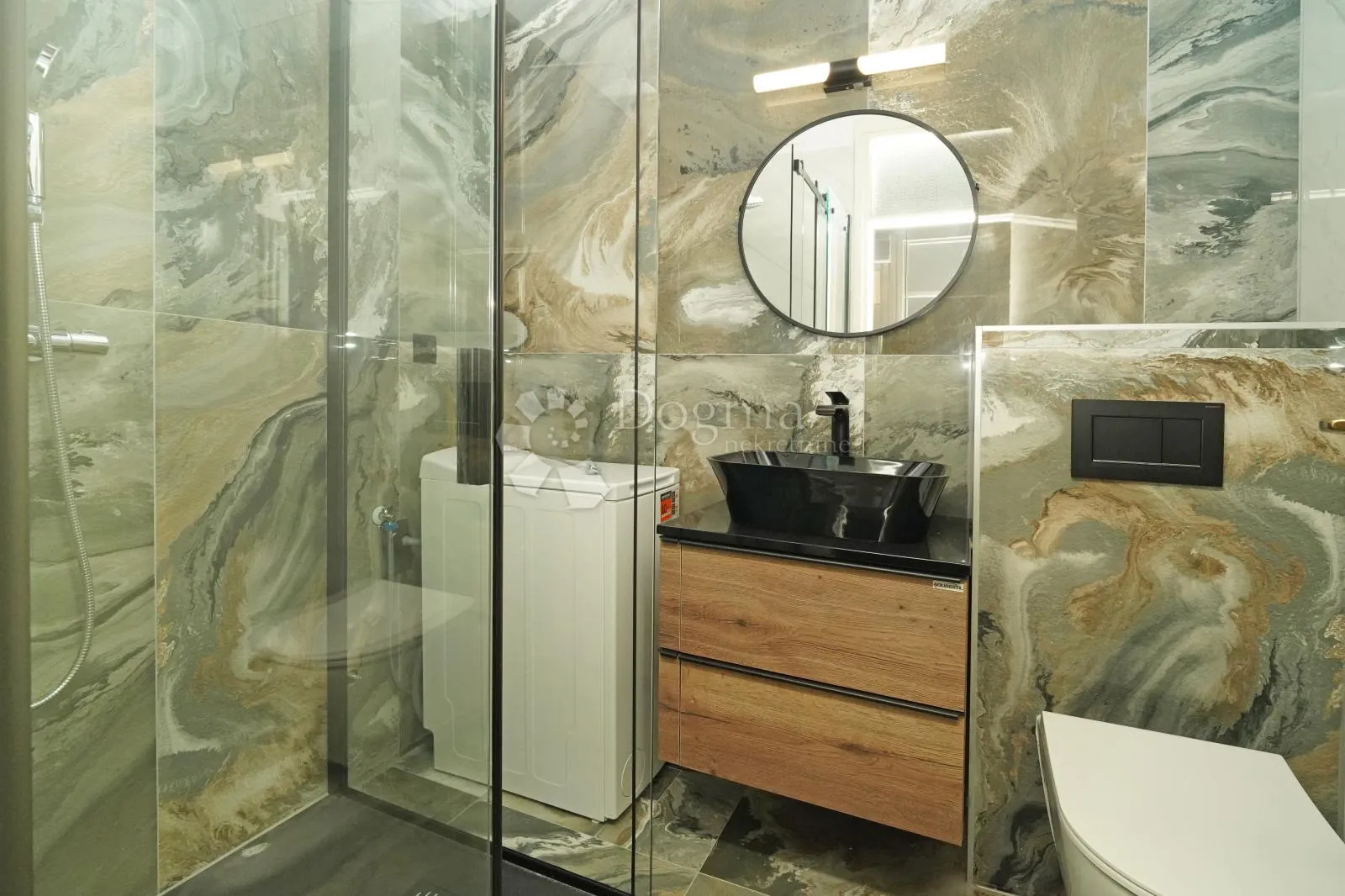elegantna prizemnica u nizu 82 m²- červar - slika 7
