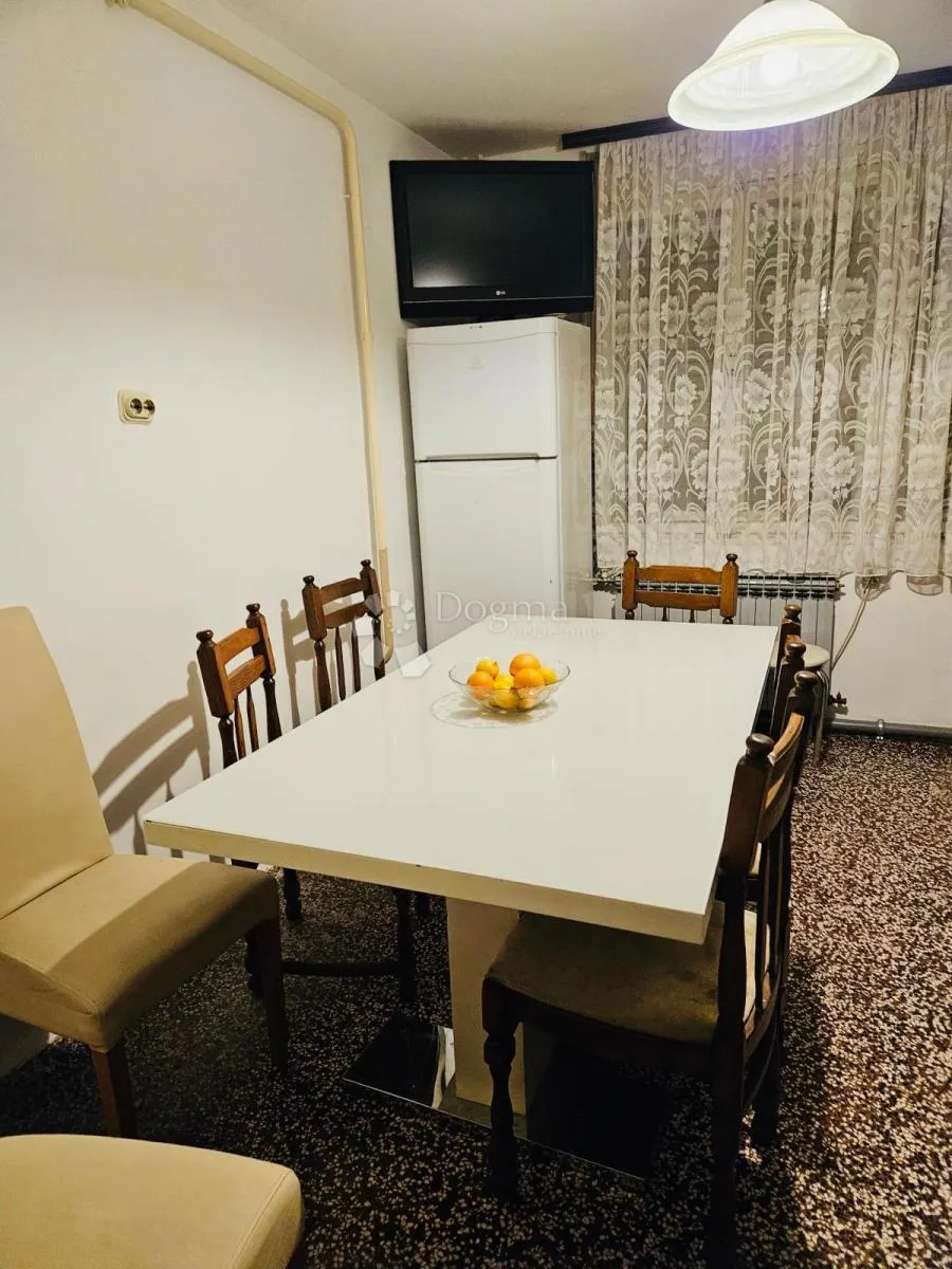 dubrava, kuća 250m2 za najam radnika! - slika 10