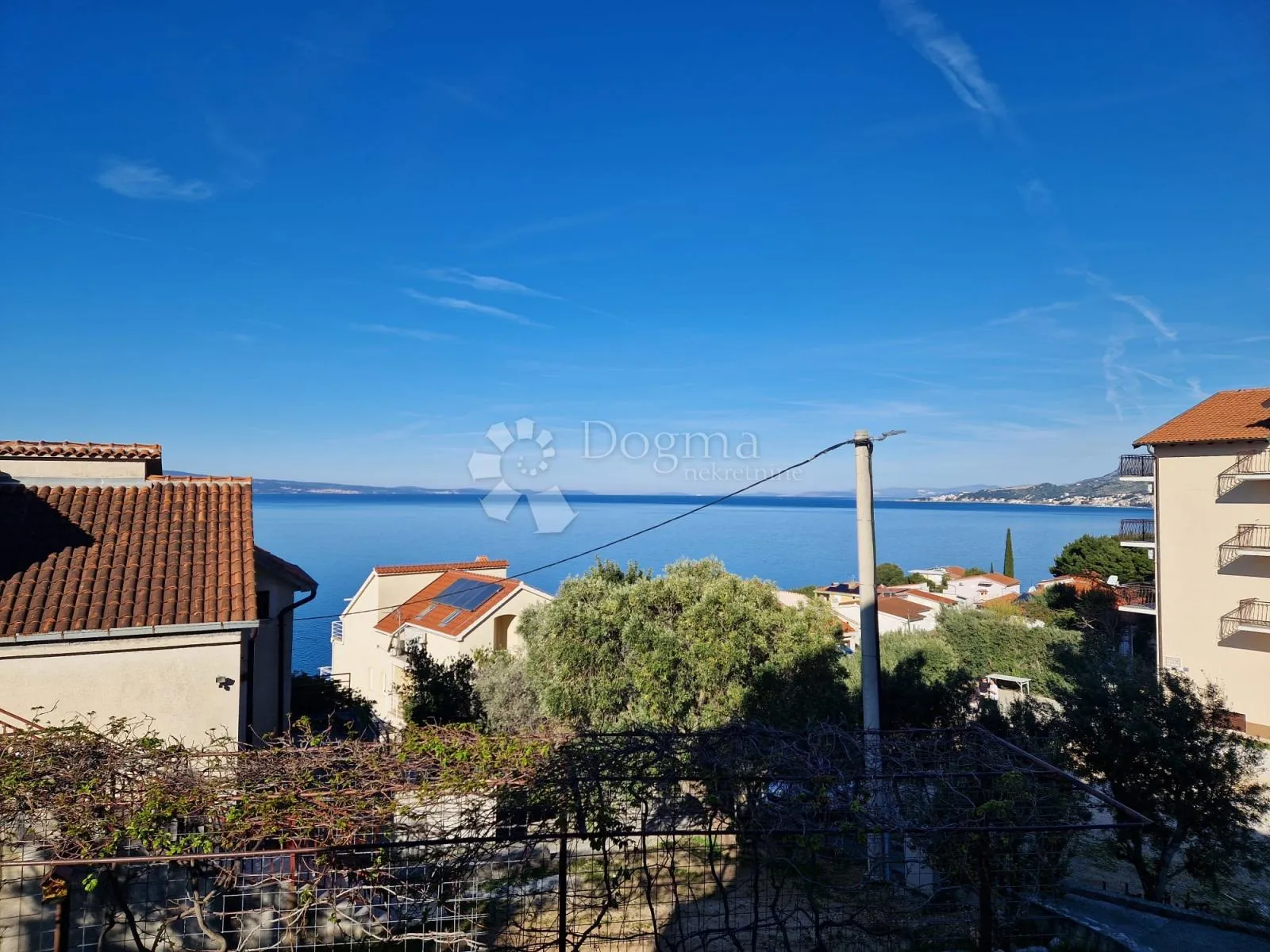 stanovi: nemira, omiš, 3x60 m2 - slika 13