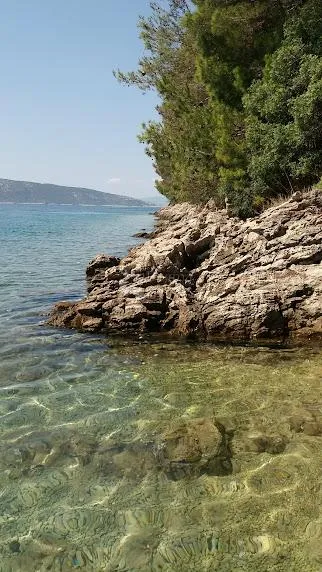 otok cres poljopriovredno zemljište uz more - slika 5