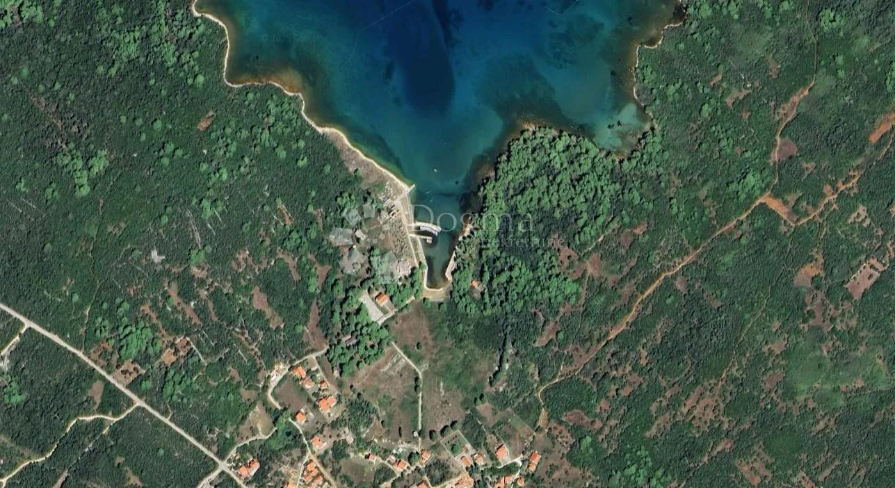 zemljište drugi red od mora - molat - slika 2