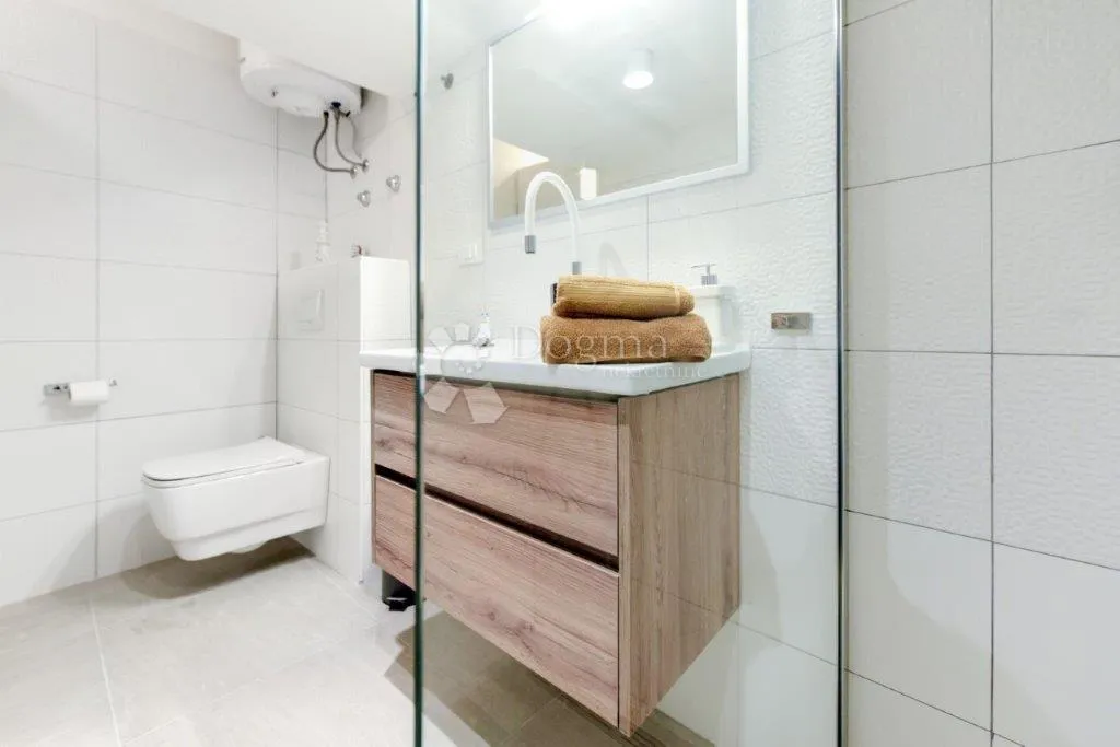 jednosoban apartman u srcu rovinja, bajkoviti stari grad - slika 12