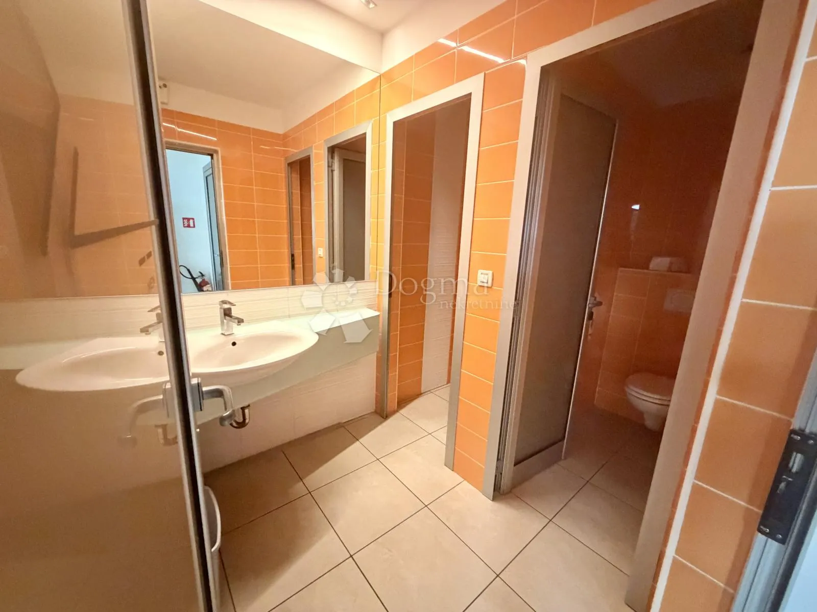split, poslovni prostor 364 m2, dostupan odmah! - slika 12