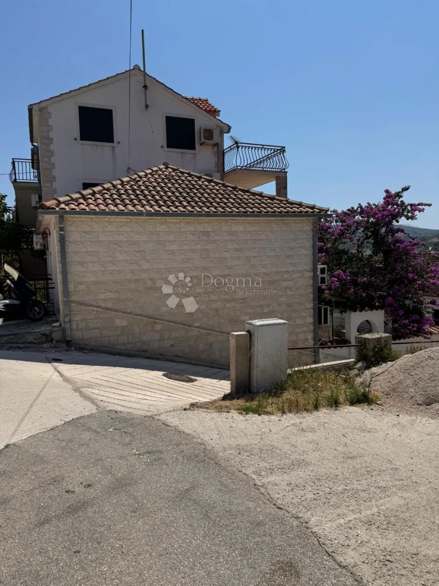 apartmanska kuća milna - slika 3