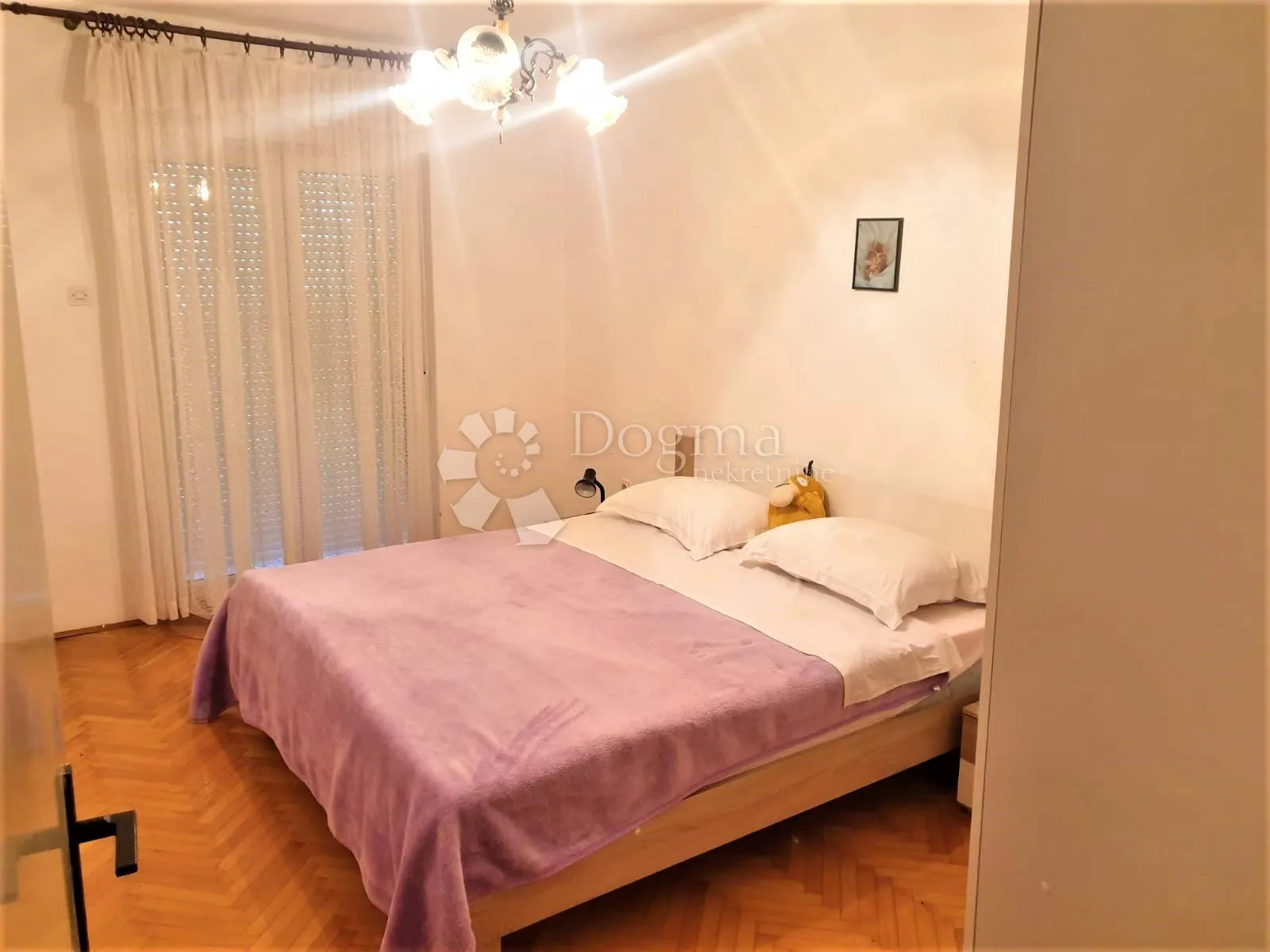 kuća sa tri stambene jedinica sa pogledom na more - slika 21