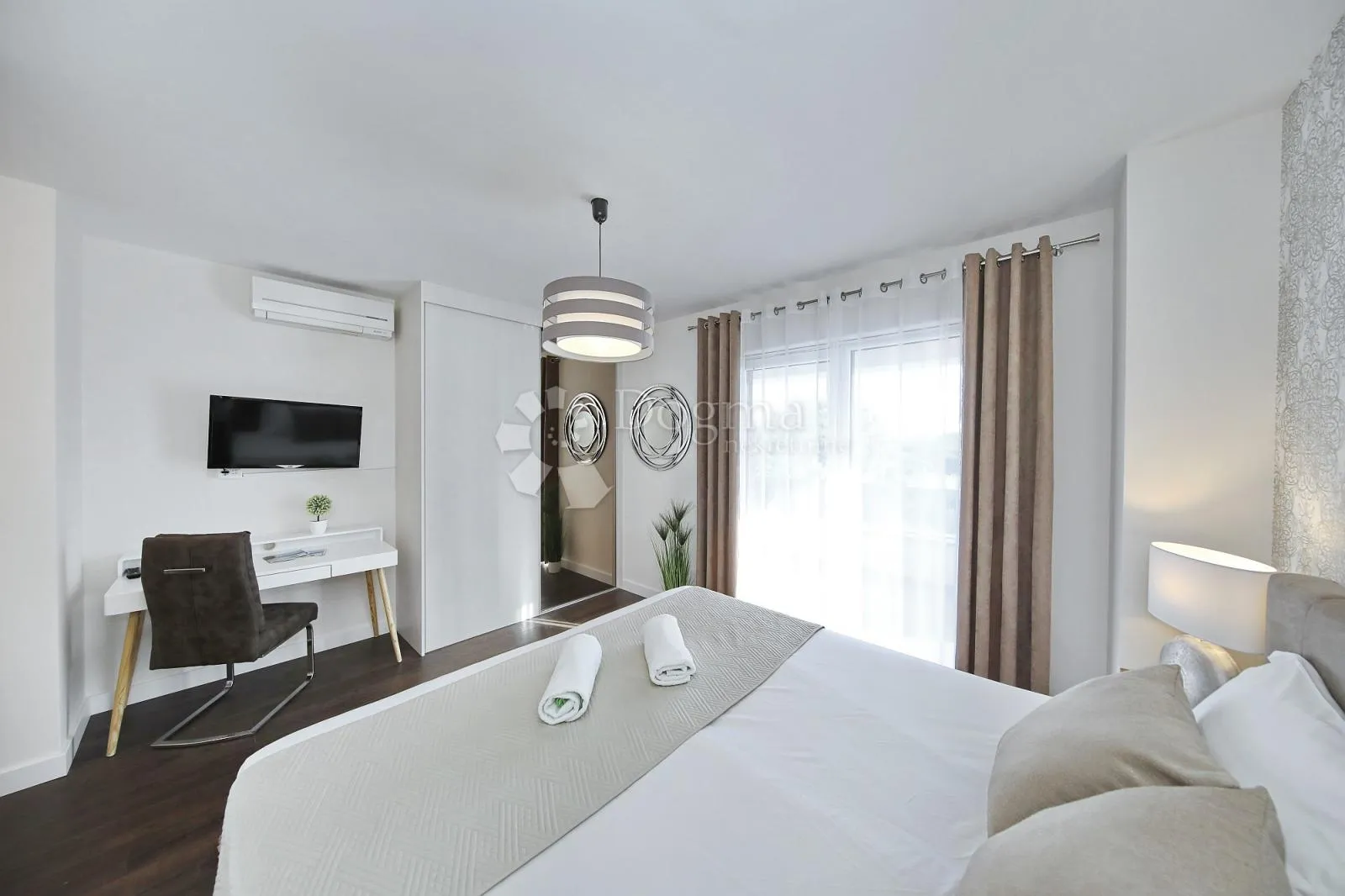 tri dizajnerske vile s bazenima i spa sadržajima-iznimna investicija na jadranu - slika 71
