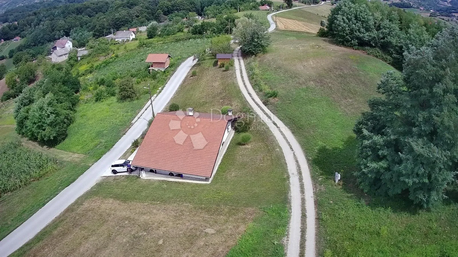 kuća s panoramskim pogledom između zaboka i krapine! - slika 26
