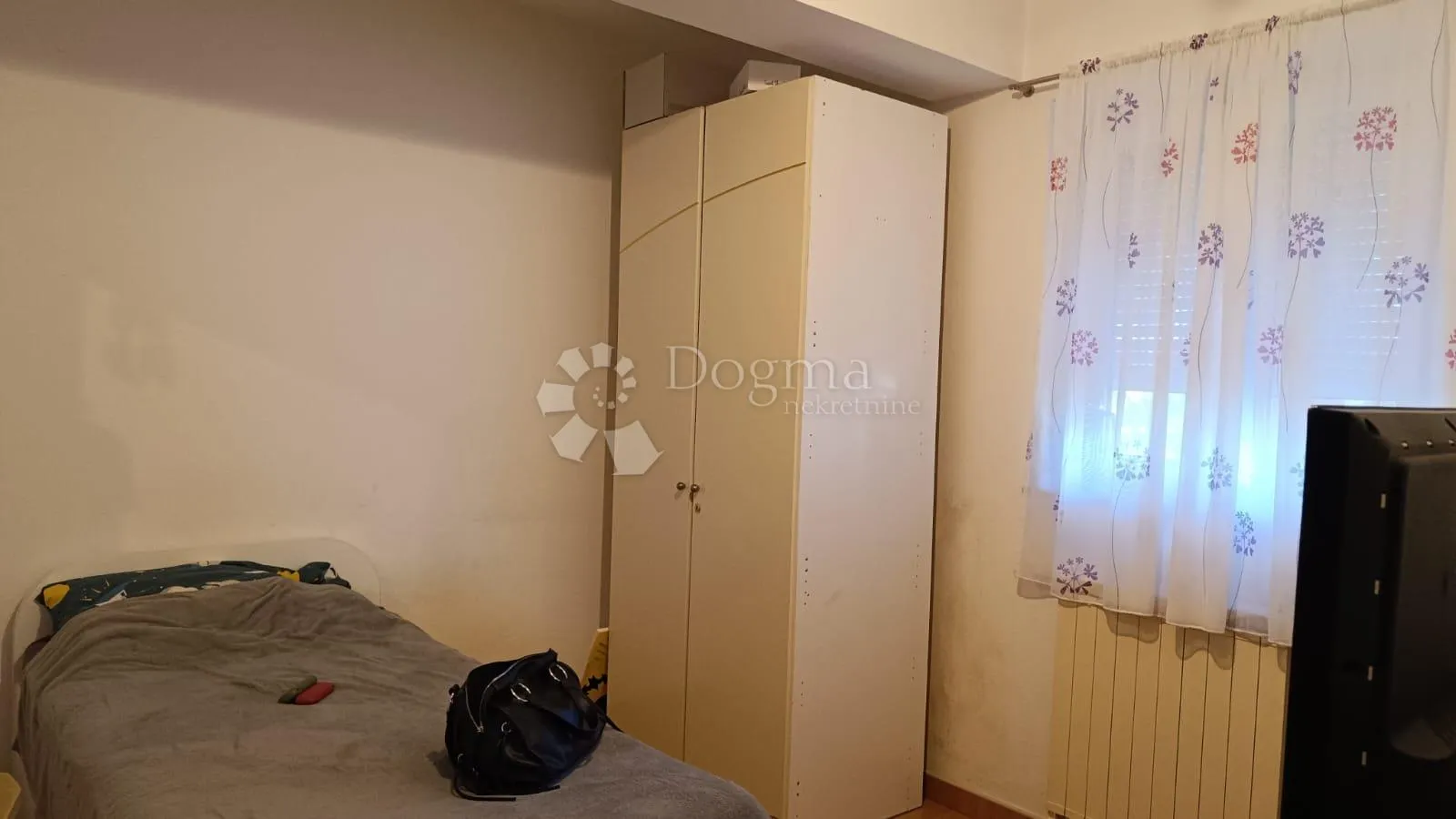 novi vinodolski, prekrasan stan 120 m2, bazen, parking, prilika ! - slika 14