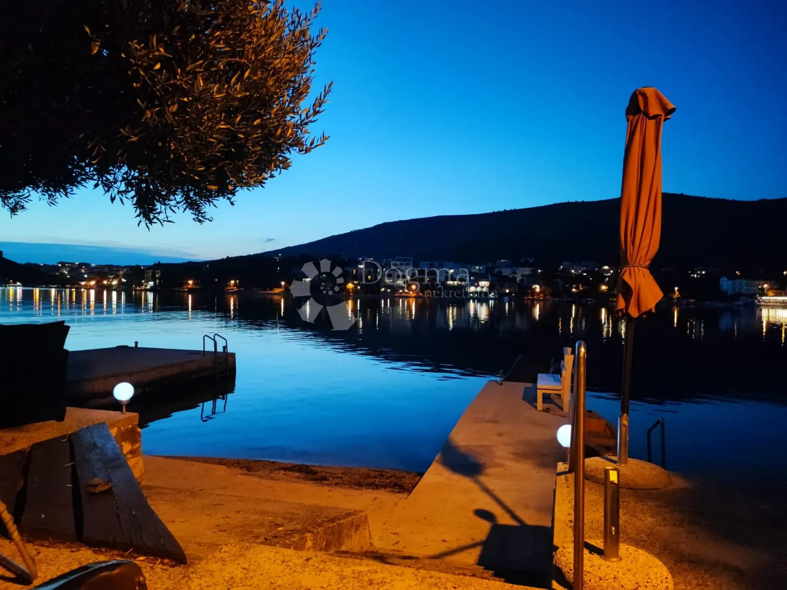 grebaštica, šibenik – ekskluzivna kuća u prvom redu do mora!! - slika 7