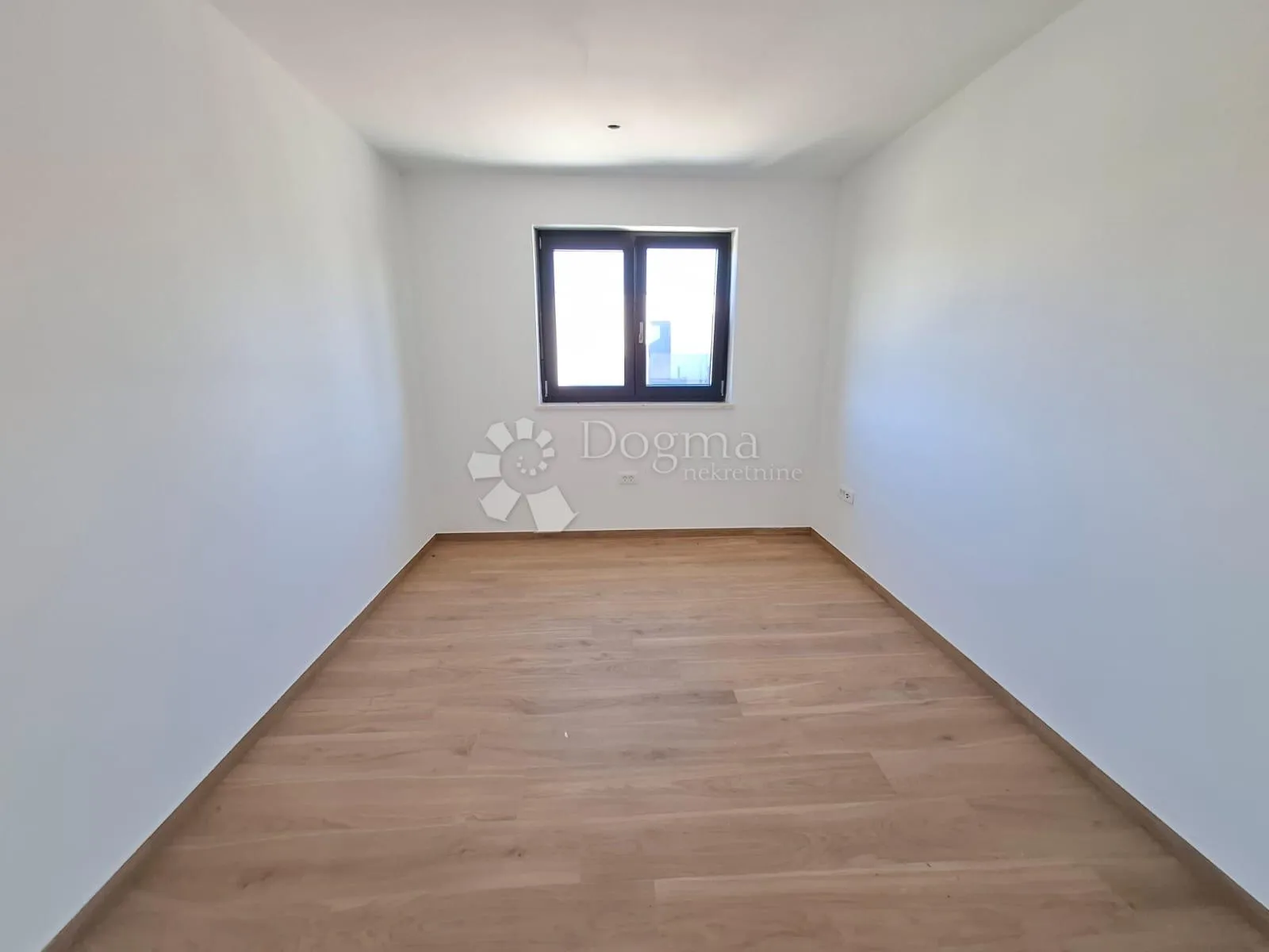 poreč (okolica) - stan u novogradnji sa 2ss+db - slika 4