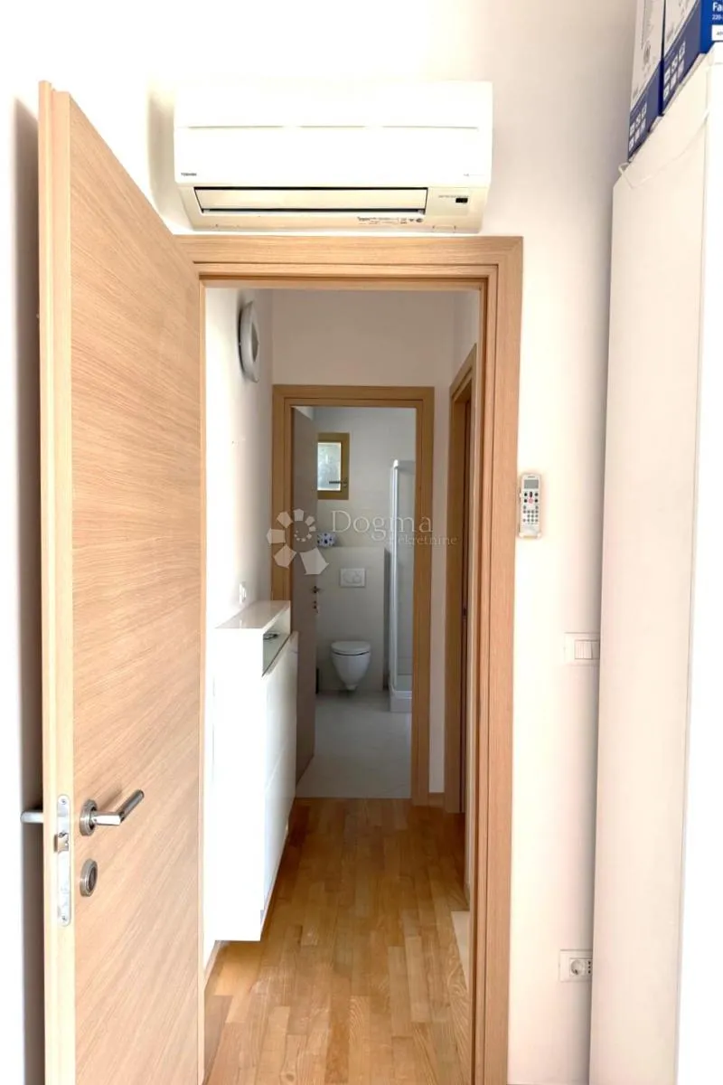 volme – atraktivna nekretnina, vrt, parking, 300 m od mora - slika 32