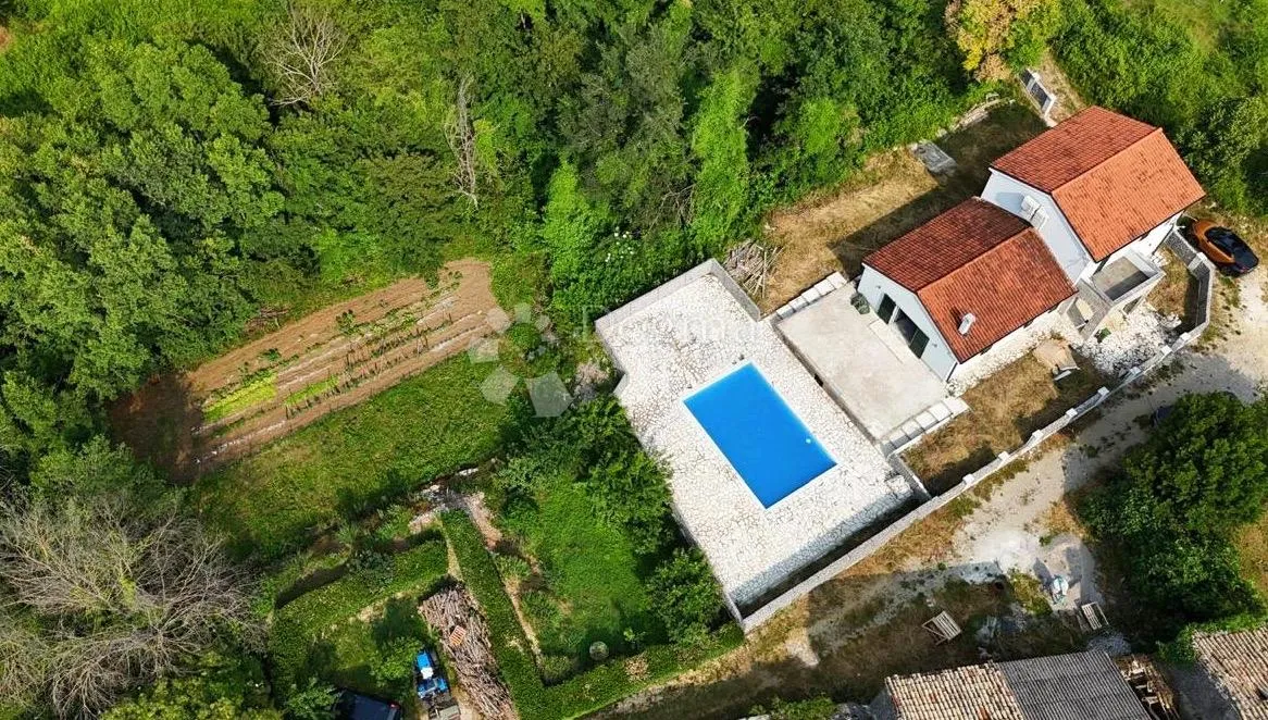 prekrasna istarska kuća u okolici motovuna i buzeta - slika 22