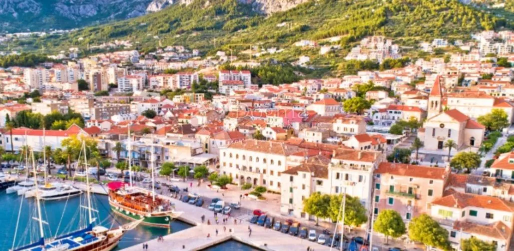 stan u prizemlju, makarska riva - slika 3