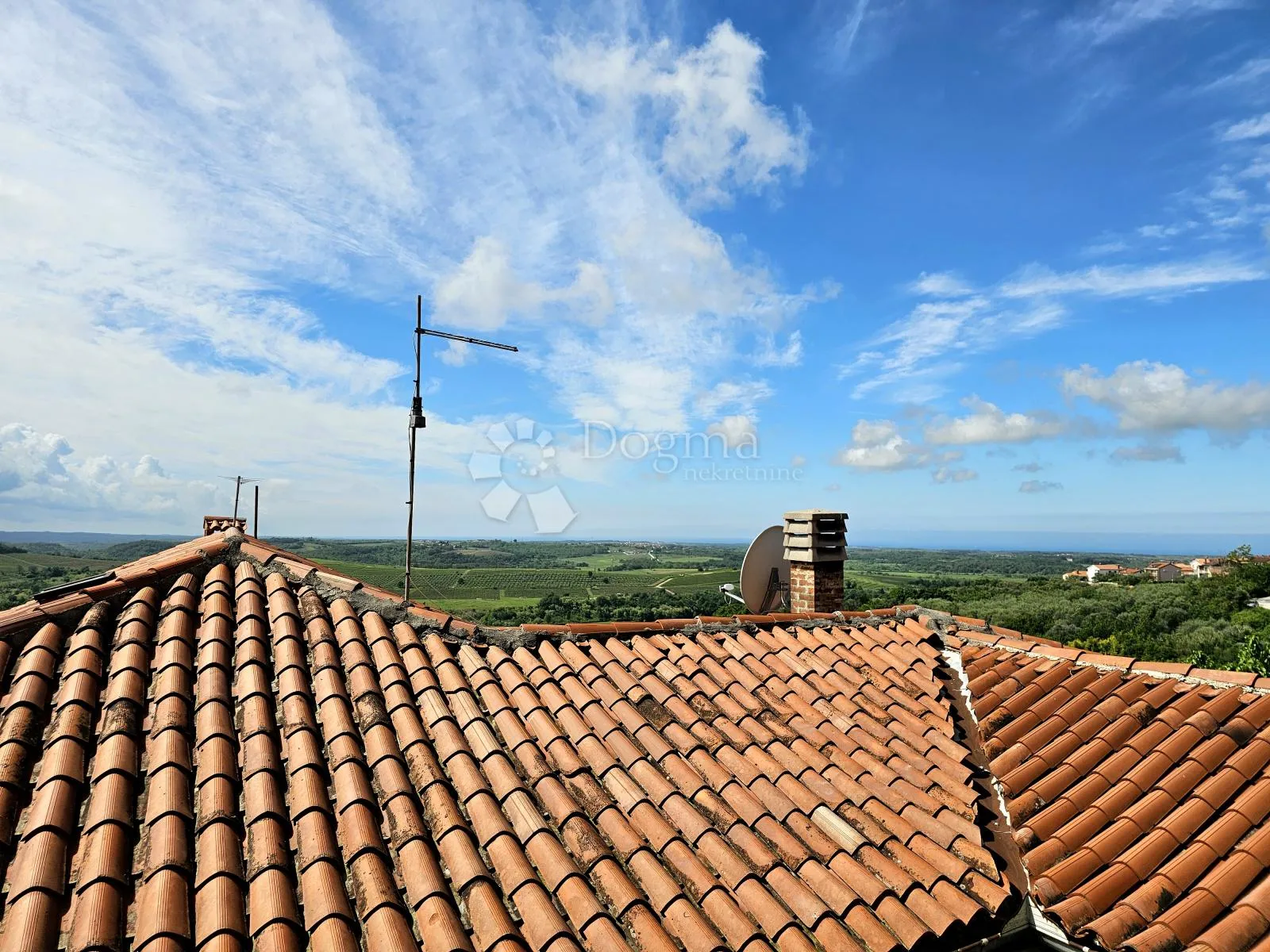 prilika! 3 spavaće sobe, centar grada, (12km od umaga) - slika 10