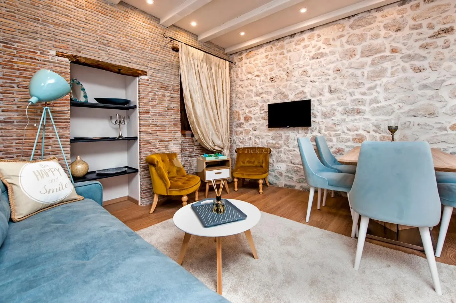 prilika! jednosoban stan 40 m² u centru rovinja - slika 3