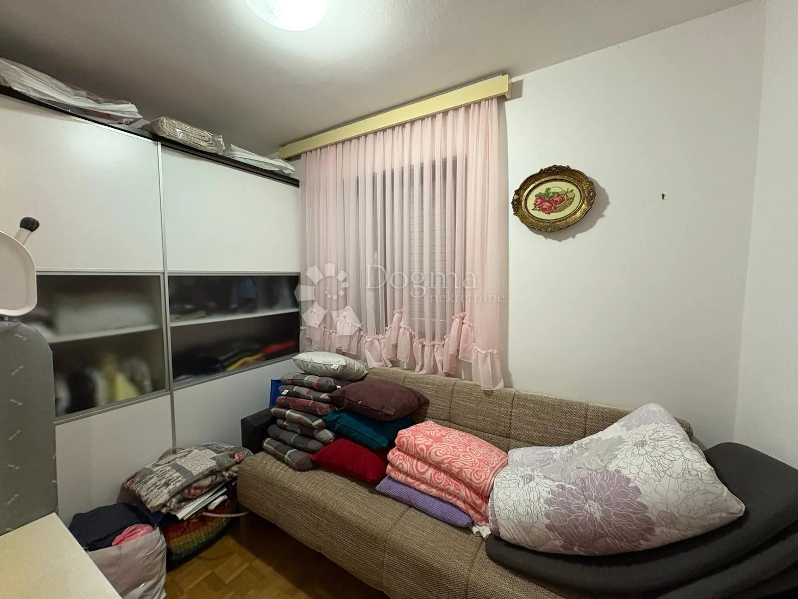 kuća na izvanrednoj lokaciji-grad krk - slika 12