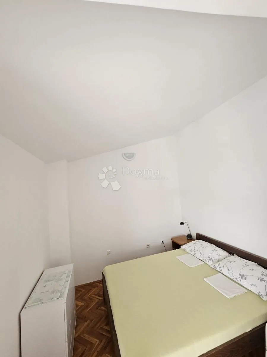 apartmanska kuća u okrugu gornjem! o. čiovo - slika 3