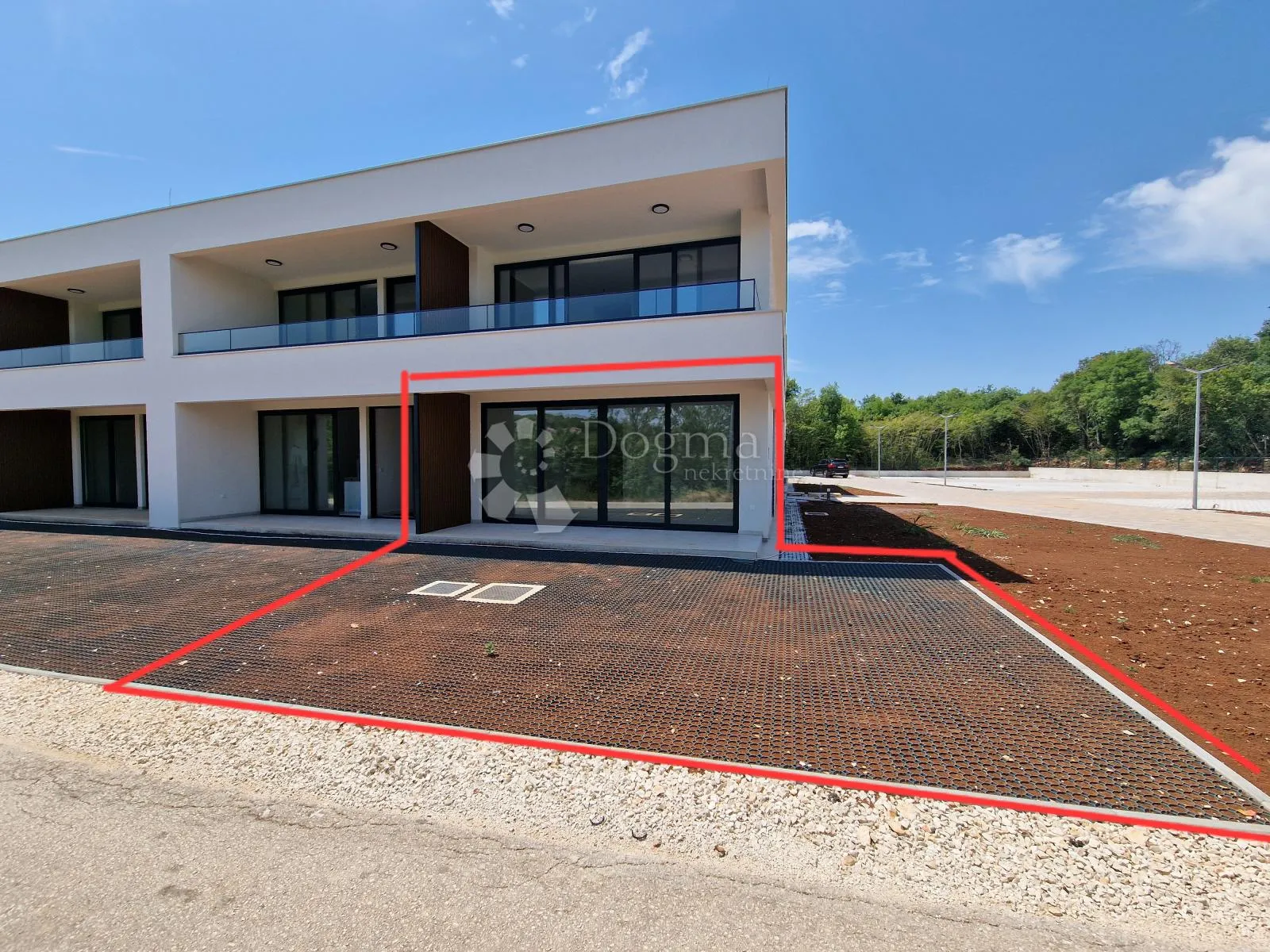premium novogradnja, stan 58 m2 + dvorište - rovinj, okolica - slika 1