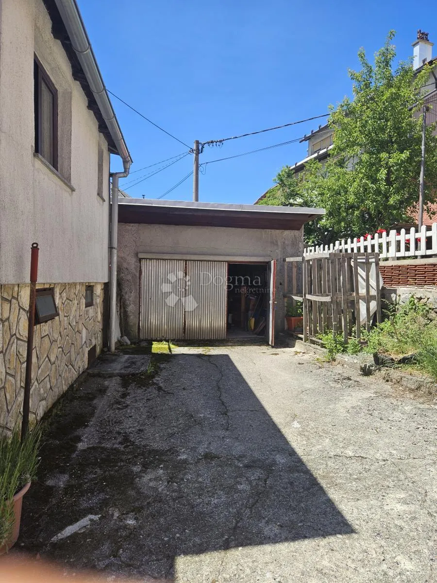 fužine, centar - jedinstvena prilika za kuću s dva stana - slika 16