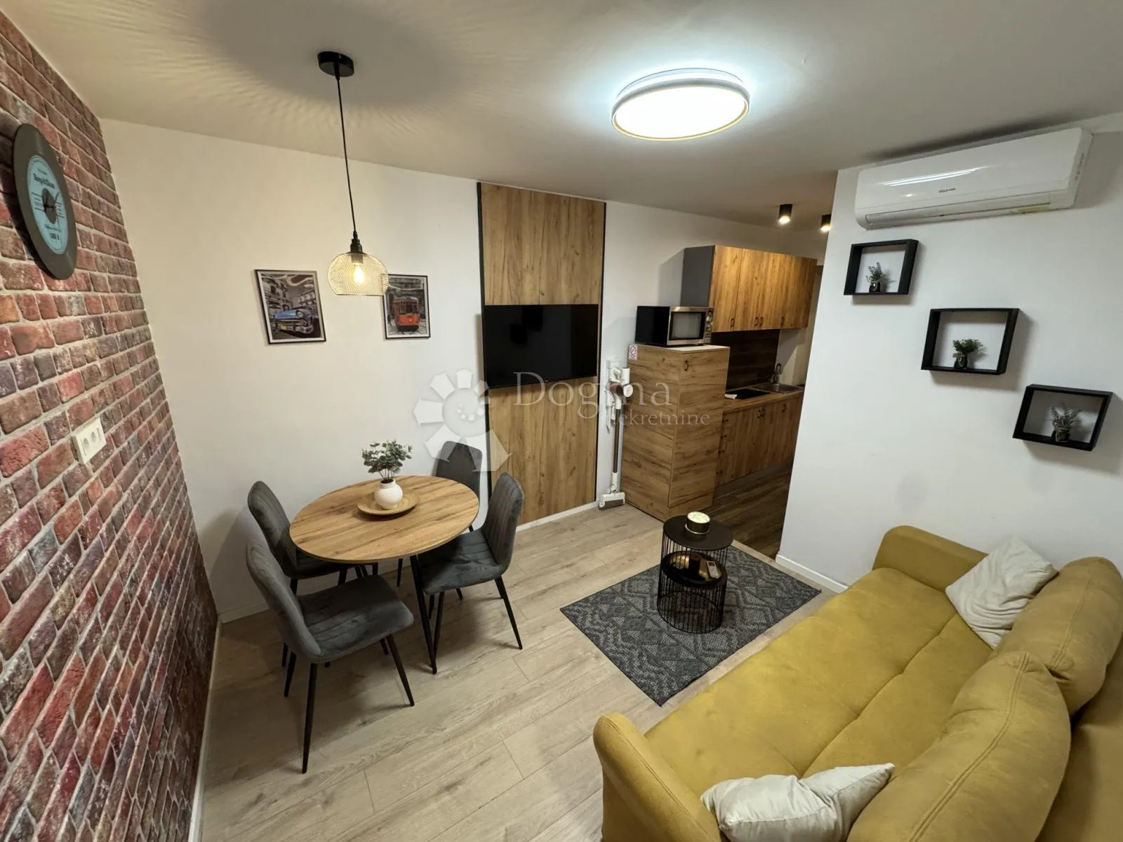 rijeka centar stan 82m2 - 2 apartmana - slika 12