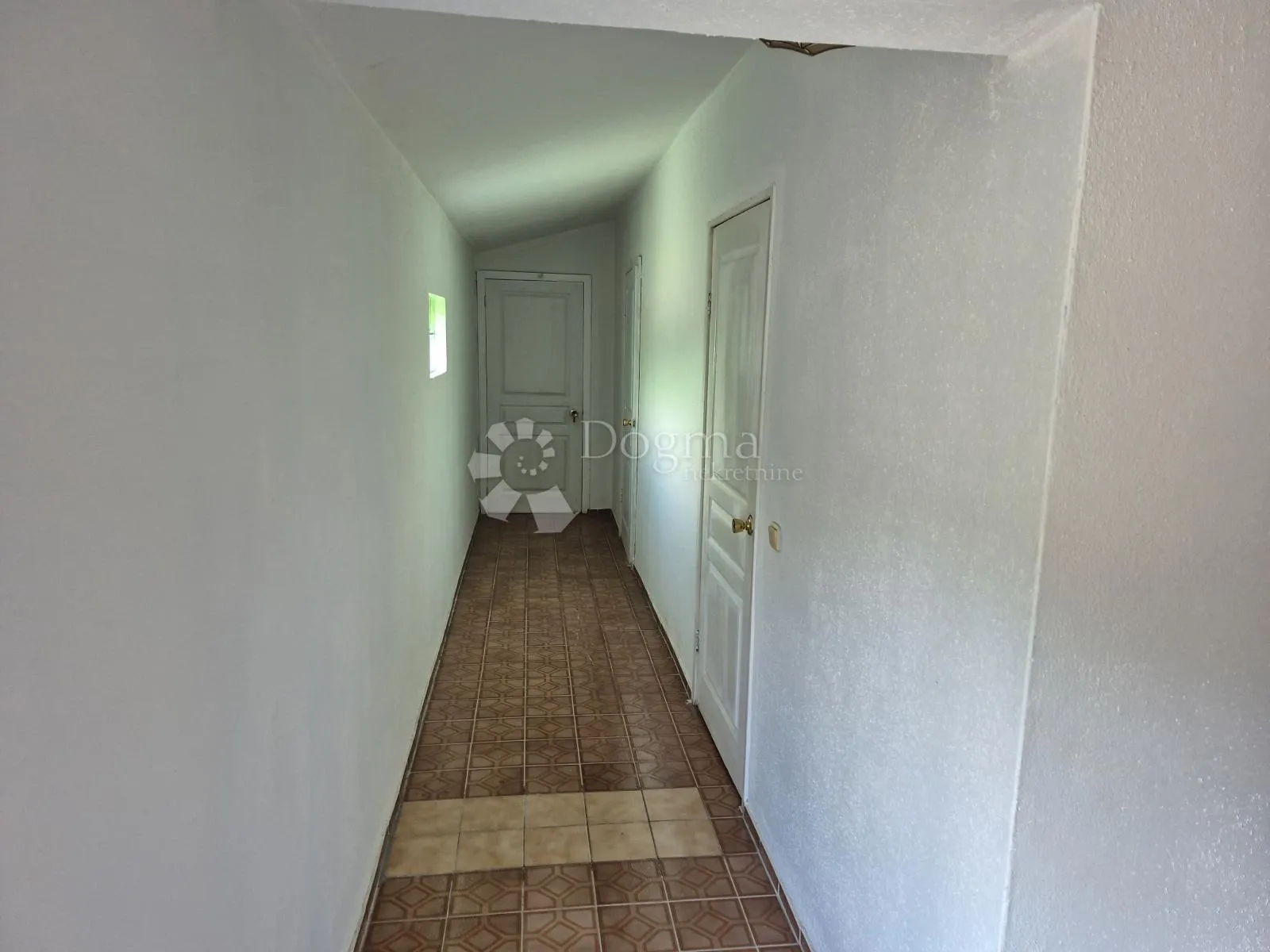 najam kuće – otok vir | idealno za radnike ili veće grupe (20+ osoba) - slika 17