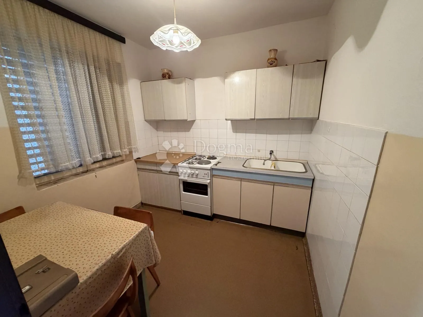 tisno – kuća u nizu na odličnoj lokaciji - slika 18