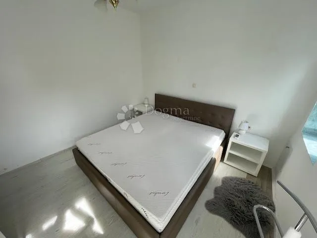 sunčan i kompletno adaptiran 2s+db ,namješten stan - slika 6