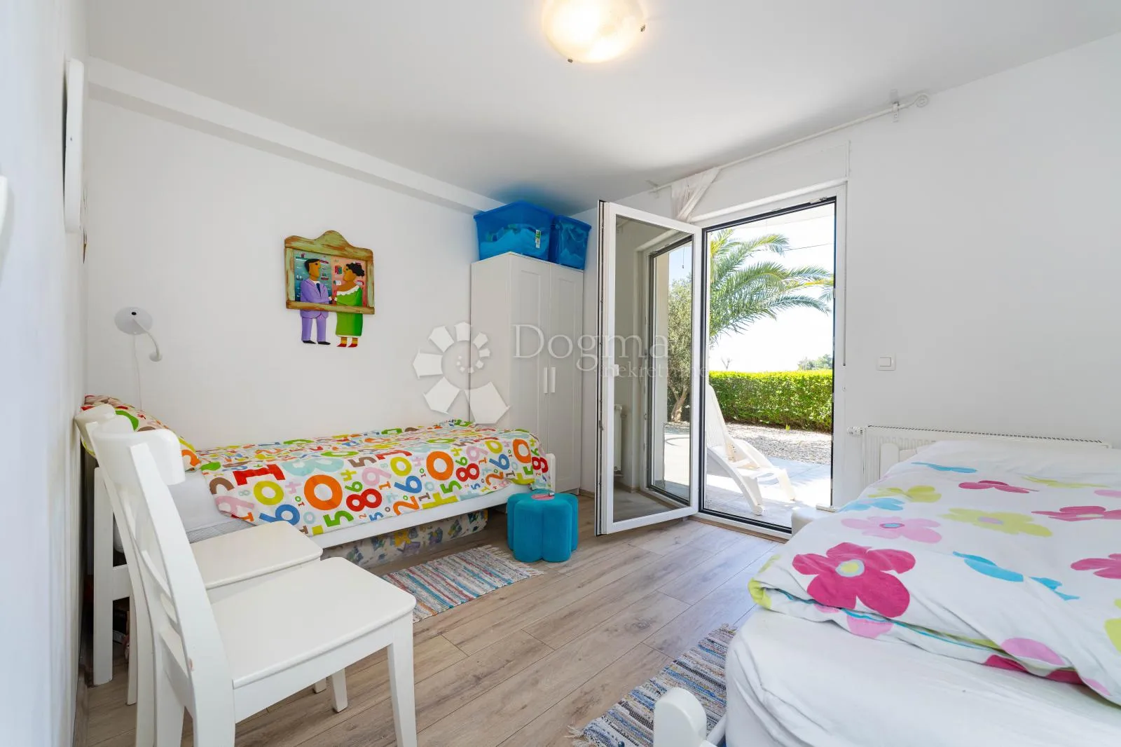 zaton-nin,luksuzna apartmanska kuća uz plažu,3 apartmana,pogled na more - slika 23