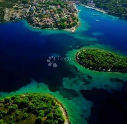 šolta-prvi red do mora, građevinska parcela 2068 m2 i kuća 10 metara do plaže - slika 6