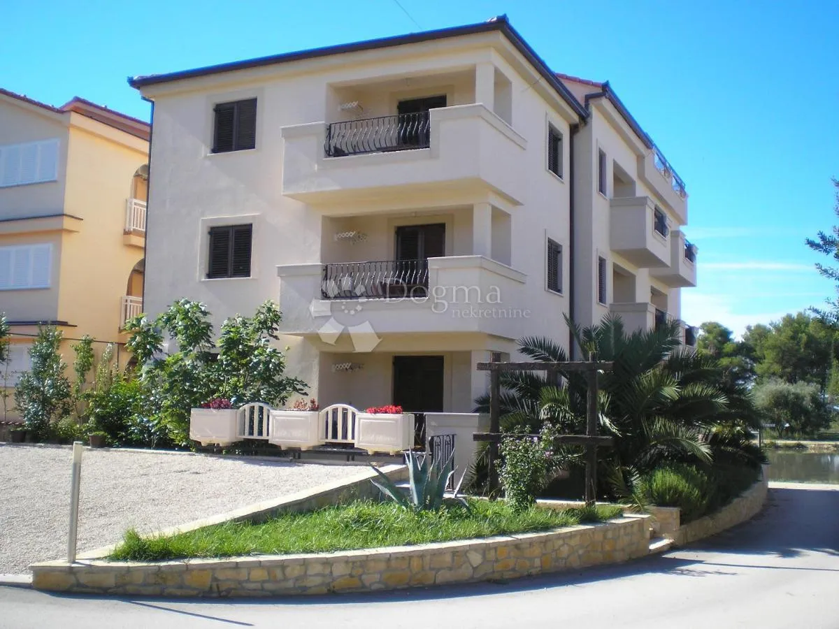 pansion komfor- hotelski apartmani uz more - slika 4