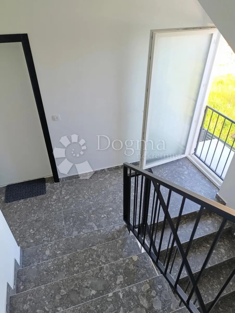 bibinje - potpuno opremljen penthouse s bazenom na krovnoj terasi - slika 21