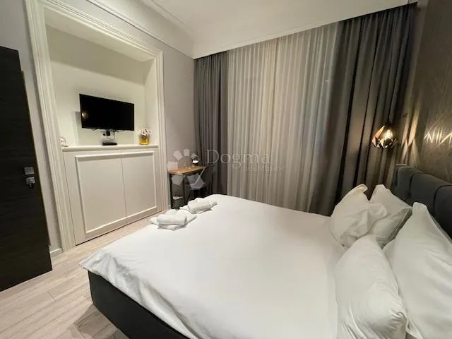 iznajmljujem tri sobe i dva apartmana u samom centru grada - slika 12