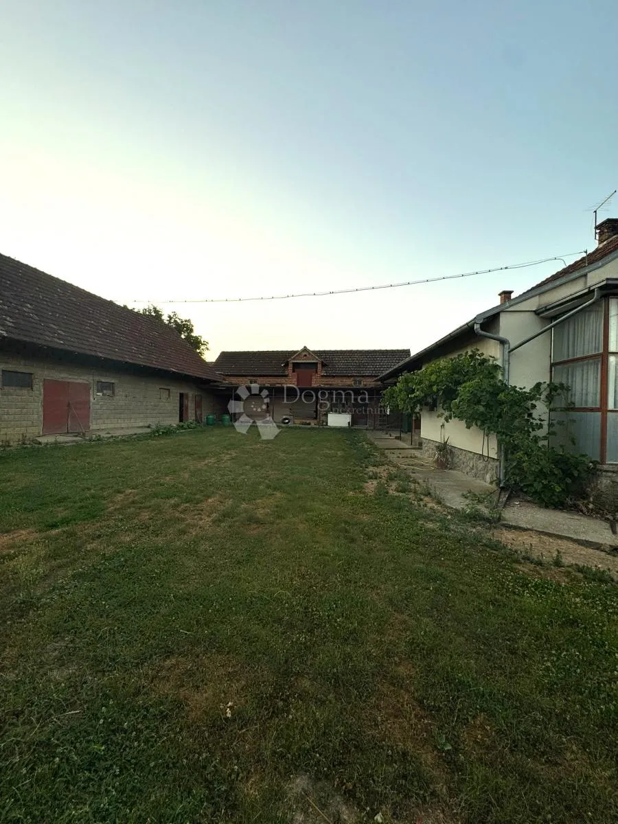 prostrano seosko imanje 6 km od bjelovara - slika 11