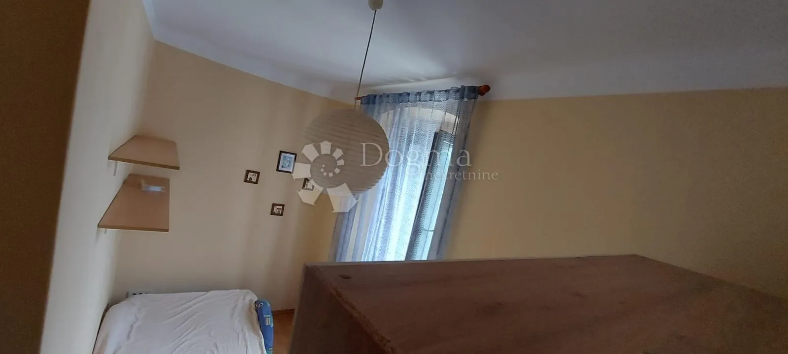 kuća na rivi s poslovnim prostorom - slika 16