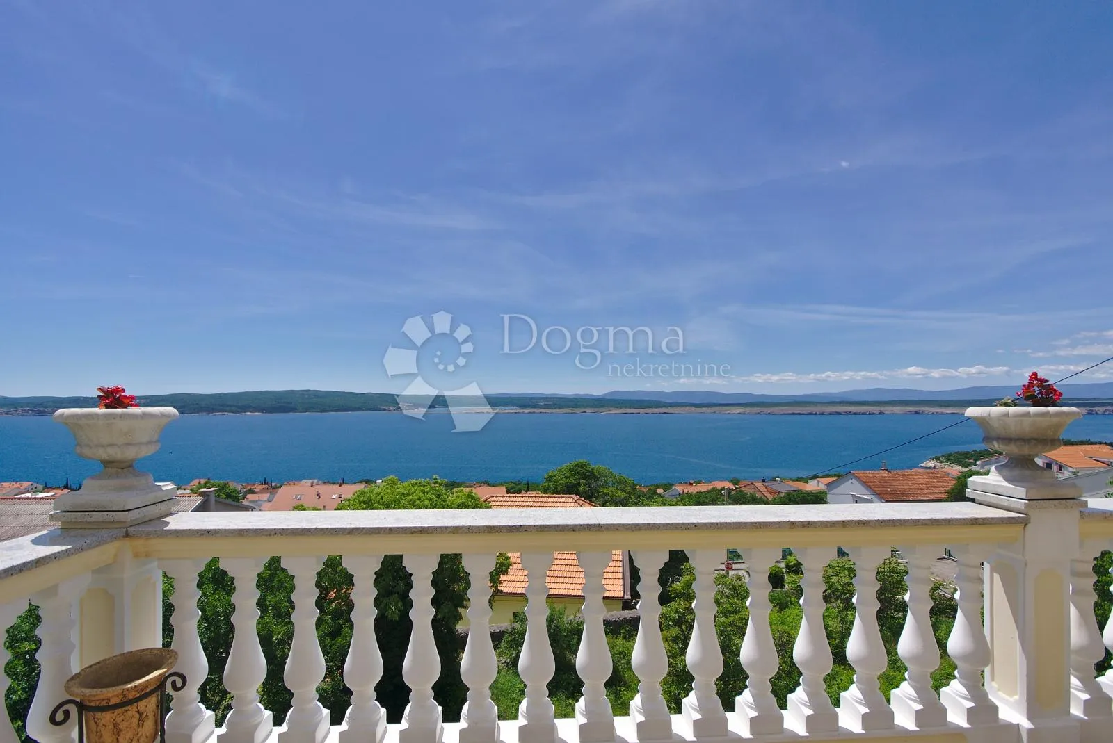 kuća sa prekrasnim pogledom - slika 15