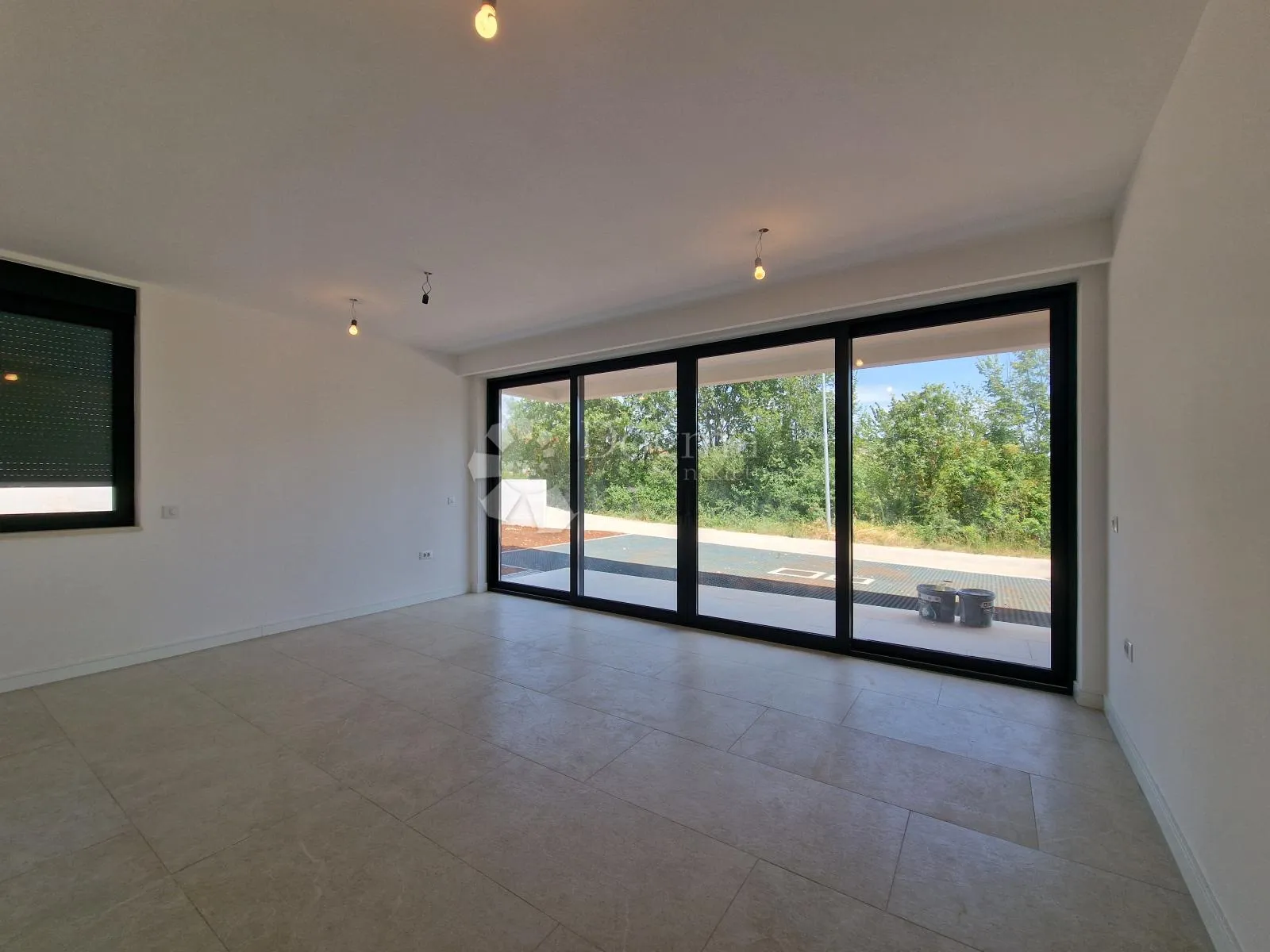 premium novogradnja, stan 58 m2 + dvorište - rovinj, okolica - slika 7