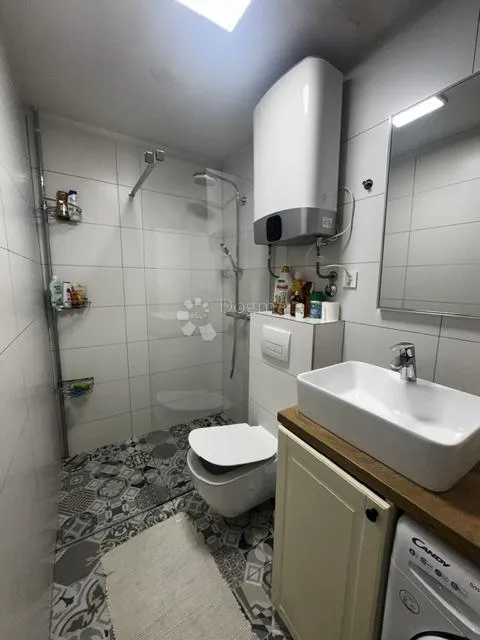 turnić-stilski uređen i potpuno opremljen,1s+db, 43 m2, visoko prizemlje - slika 28